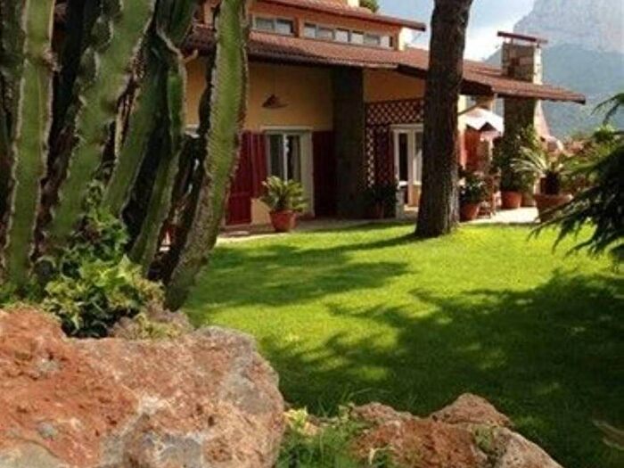 Casa con 6 locali in vendita in Via Tamagna snc, Seglia Sant'Anna, Ventimiglia