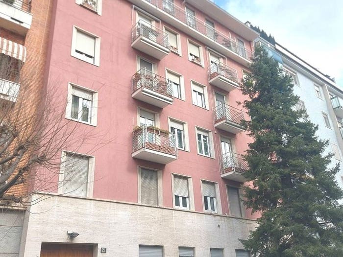 Appartamento trilocale in vendita in Argonne Corsica, Milano