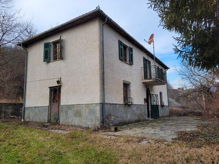 Casa con 5 locali in vendita in strada Roboaro Frascheto, Pareto