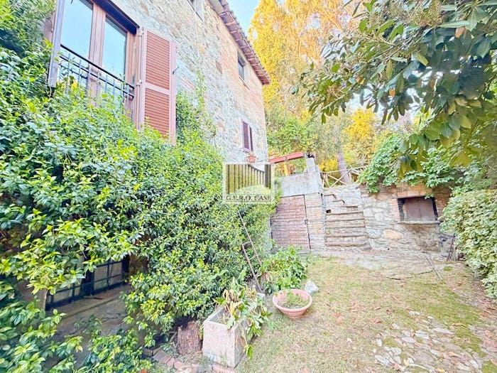 Casa con 6 locali in vendita in Centro, Orvieto