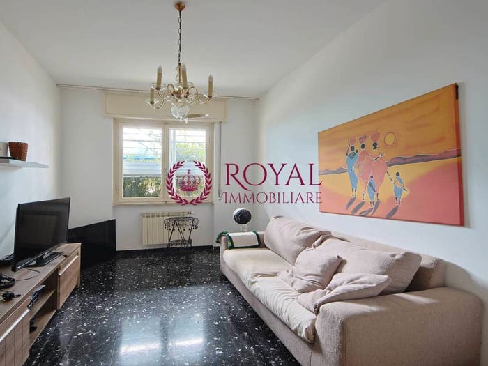 Appartamento quadrilocale in vendita in Via Ermenegildo Bois, Goito Montebello, Livorno