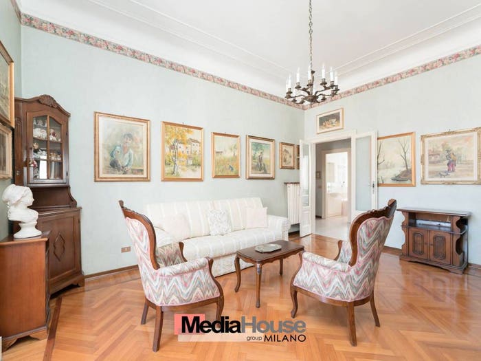 Appartamento trilocale in vendita in Via Donatello, Città Studi, Milano