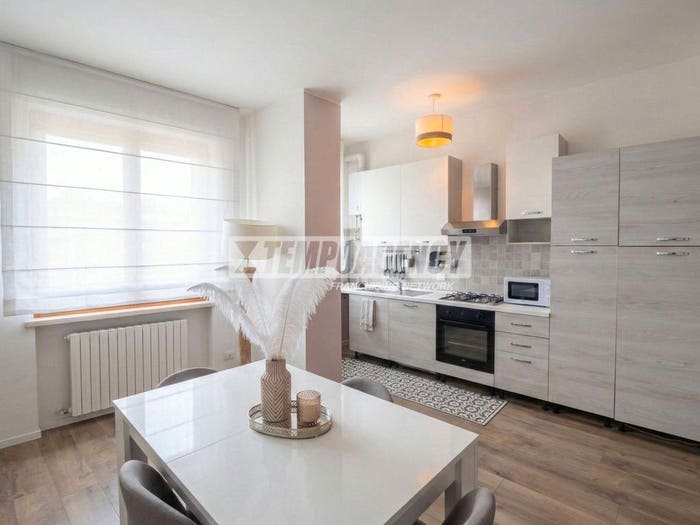 Appartamento bilocale in vendita in Via MONVISO, Centro, Garbagnate Milanese