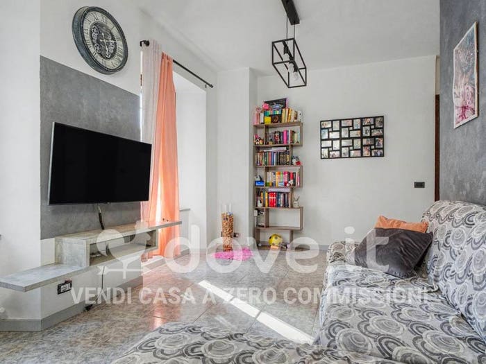 Appartamento trilocale in vendita in Via Roma, Centro, Lurate Caccivio