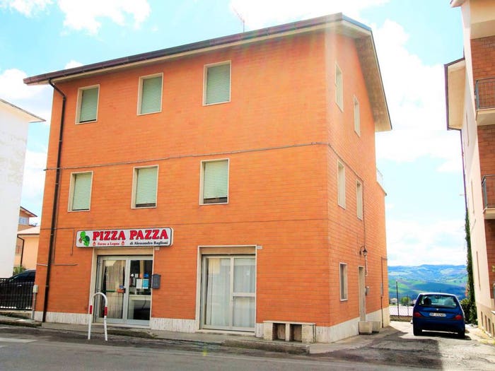 Casa con 6 locali in vendita in Viale Trieste, Centro, Fermo