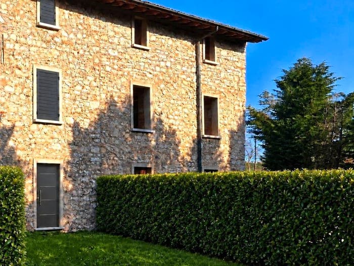 Appartamento trilocale in vendita in Via Rezzole, Rezzato