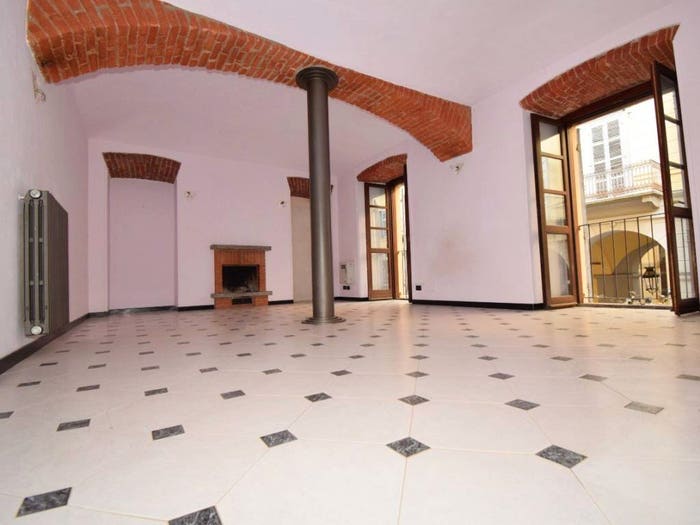 Appartamento quadrilocale in vendita in Via Giuseppe Chiappero, Centro, Pinerolo