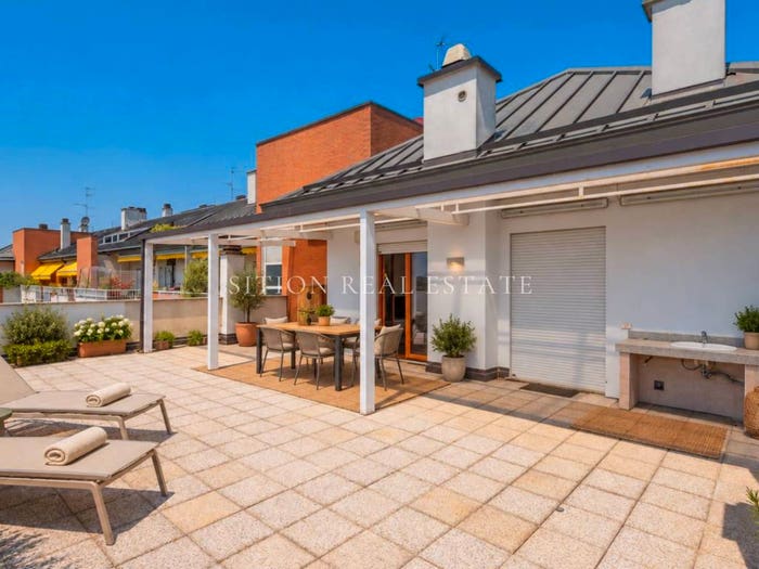 Casa con 6 locali in vendita in Via Carlo Perini, Quarto Oggiaro, Milano