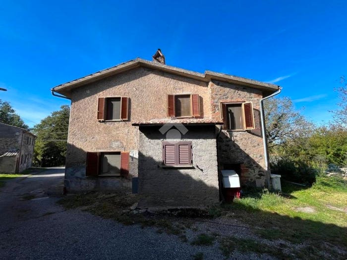 Casa trilocale in vendita in Contrada Bellocchio, Castel Giorgio