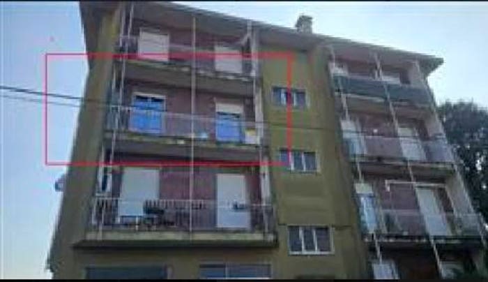 Appartamento trilocale in vendita in Via Novembre, Centro, Lonate Pozzolo