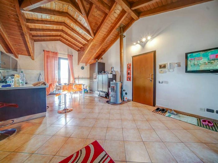 Appartamento trilocale in vendita in Via Dante Alighieri, Fagnano Olona