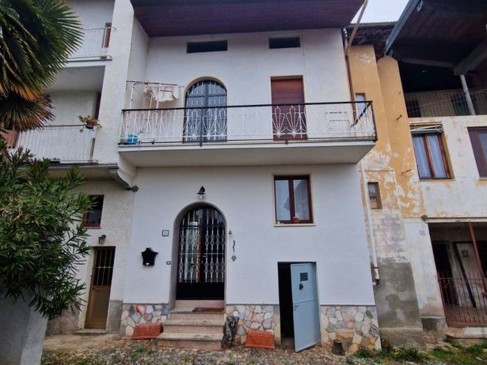 Casa trilocale in vendita in Via Martiri della Libertà, Ara, Grignasco