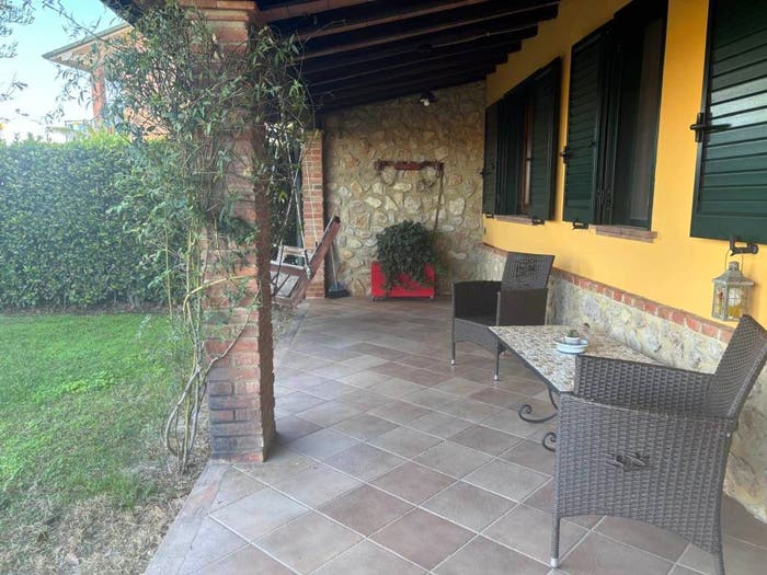 Casa con 6 locali in vendita in Orbetello