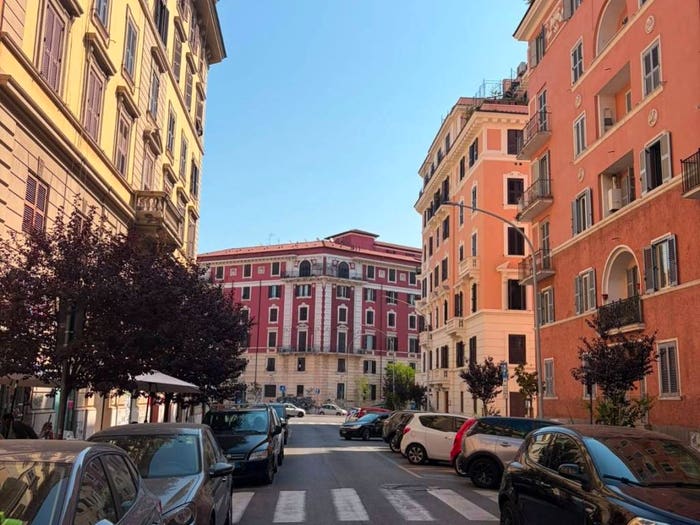 Appartamento bilocale in vendita in Via Faenza, San Giovanni, Roma