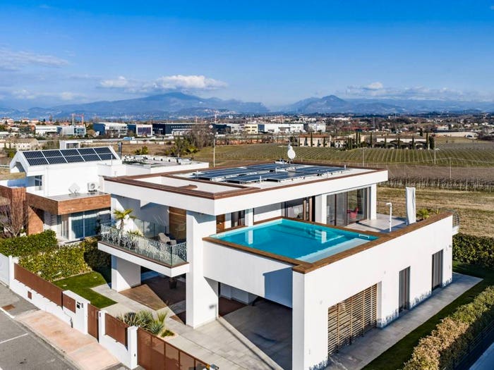 Casa con 5 locali in vendita in Via Mantova, Dolci, Peschiera del Garda