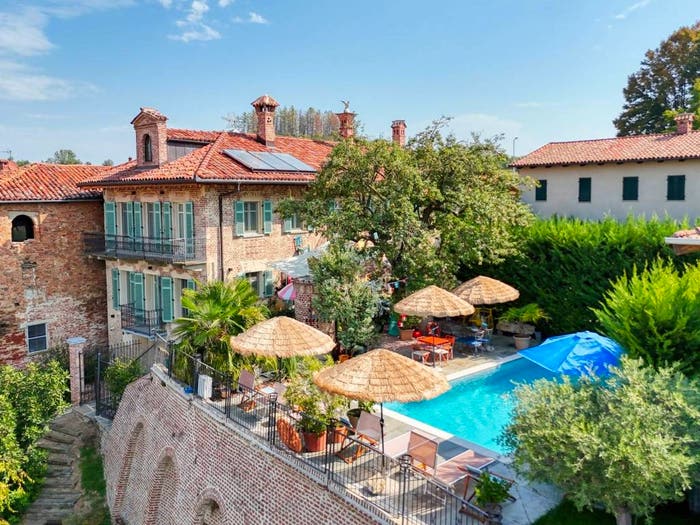 Casa con 6 locali in vendita in Via Camillo Benso di Cavour, Andezeno