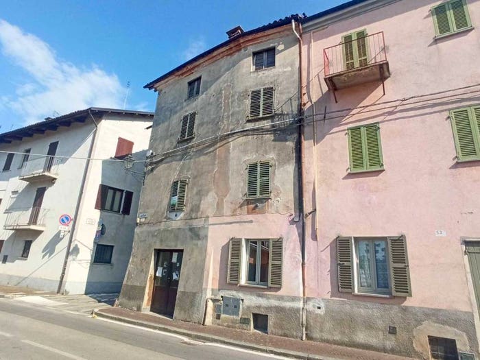Casa con 6 locali in vendita in Vicolo Catterina Calleri, Centro, Carrù