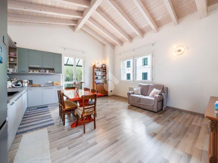 Casa con 5 locali in vendita in Via Abetone Superiore, Centro, Maranello