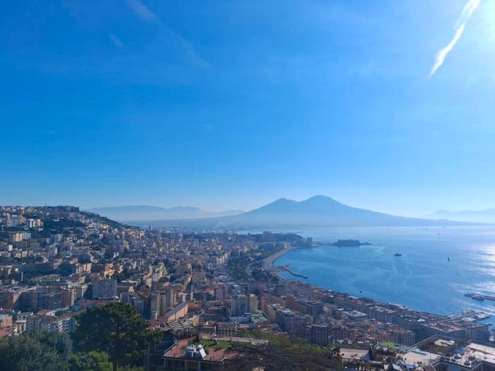 Appartamento con 6 locali in affitto in Via Alessandro Manzoni, Posillipo, Napoli