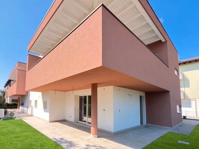 Casa con 5 locali in vendita in Centro, Loreggia