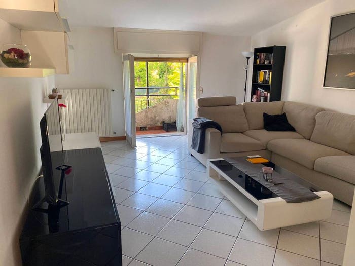 Appartamento trilocale in vendita in Via Cantù, Centro, Montorfano