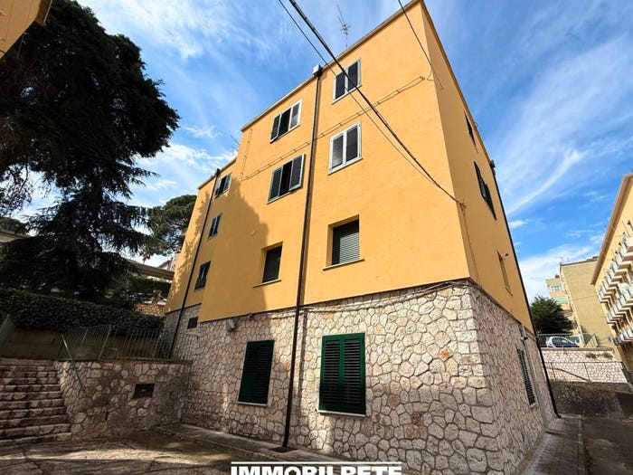 Appartamento quadrilocale in vendita in Via Antonio Gramsci, Centro, Matera