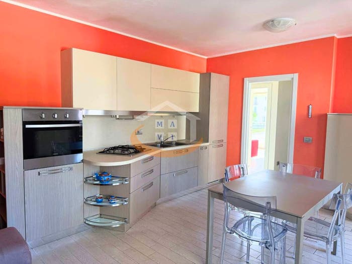 Appartamento trilocale in vendita in via degasperi, Centro, Arco