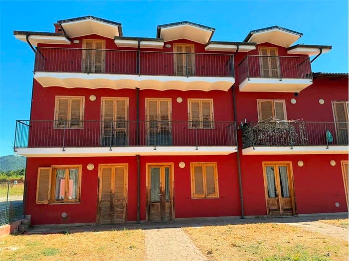 Appartamento con 5 locali in vendita in strada Piossasco, Cumiana
