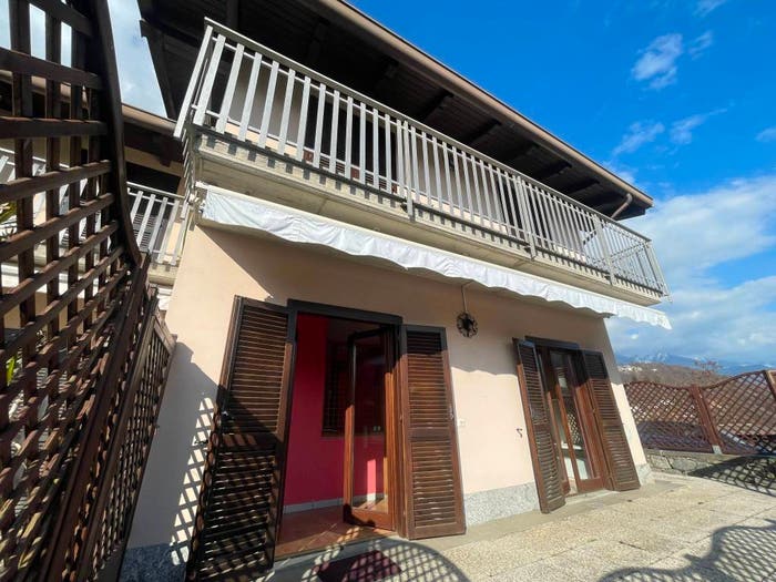 Casa trilocale in vendita in Via Sant'Anna, Dazio
