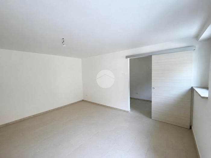 Casa trilocale in vendita in Via dosso di rubiana, Rubiana, Caprino Veronese