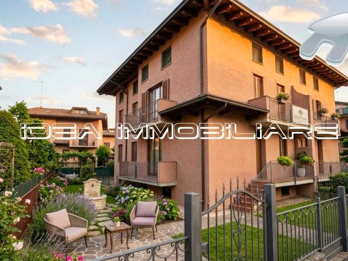 Casa con 6 locali in vendita in Via Cardinale Guglielmo Massaia, Cognento, Modena