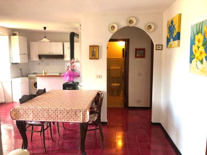 Appartamento trilocale in vendita in Piazza del Mercato, Centro, Santo Stefano d'Aveto