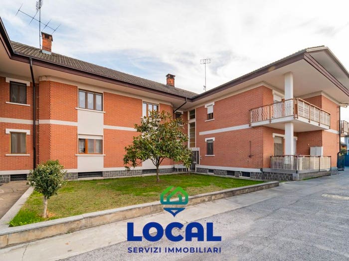 Appartamento trilocale in vendita in Via Pollino, Ronchi, Cuneo