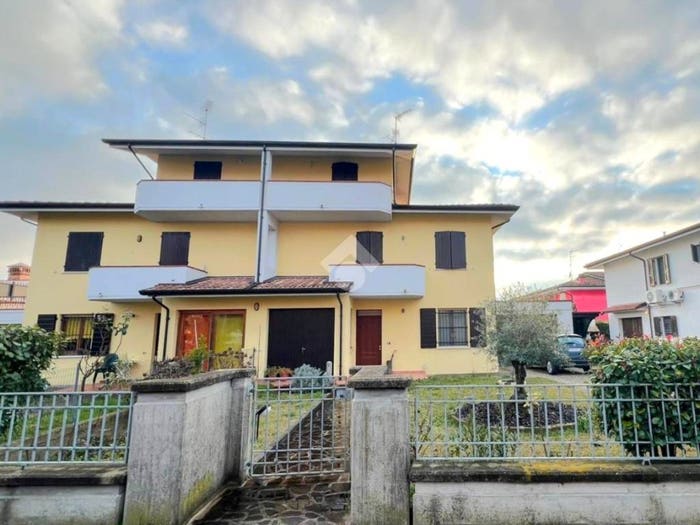 Casa quadrilocale in vendita in Via Zanetta, Centro, Gonzaga