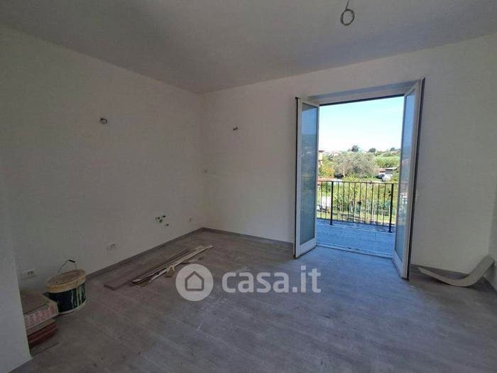 Appartamento con 5 locali in vendita in Via Cavaiola, Fontia Fossola Fossone, Carrara