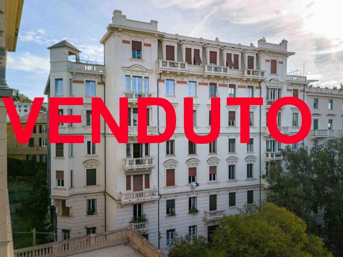 Appartamento con 6 locali in vendita in Via Accinelli, Castelletto, Genova