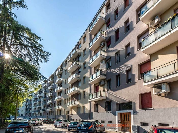 Appartamento con 5 locali in vendita in San Donato, Bologna