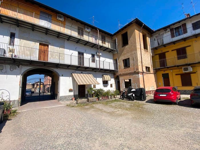 Appartamento trilocale in vendita in Via Certosina, Centro, Cornaredo