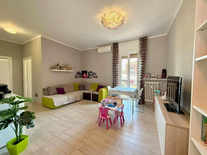Appartamento con 5 locali in vendita in Via Leonardo Da Vinci, Cristo, Alessandria