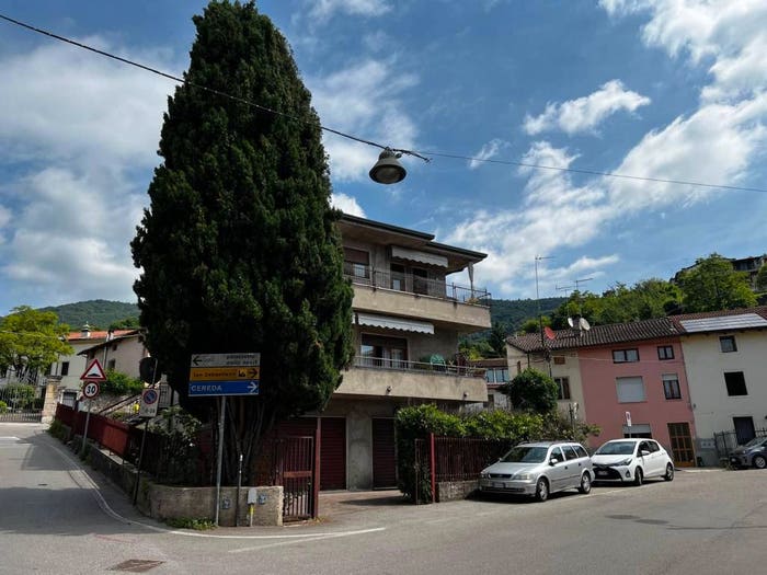 Appartamento trilocale in vendita in Via Camillo Benso di Cavour, Centro, Cornedo Vicentino