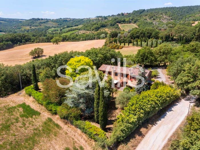Casa con 6 locali in vendita in Strada della Foresta, Chianciano Terme