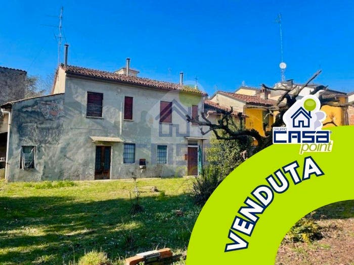 Casa con 6 locali in vendita in VIA BERNINI, Centro, Castelvetro Piacentino