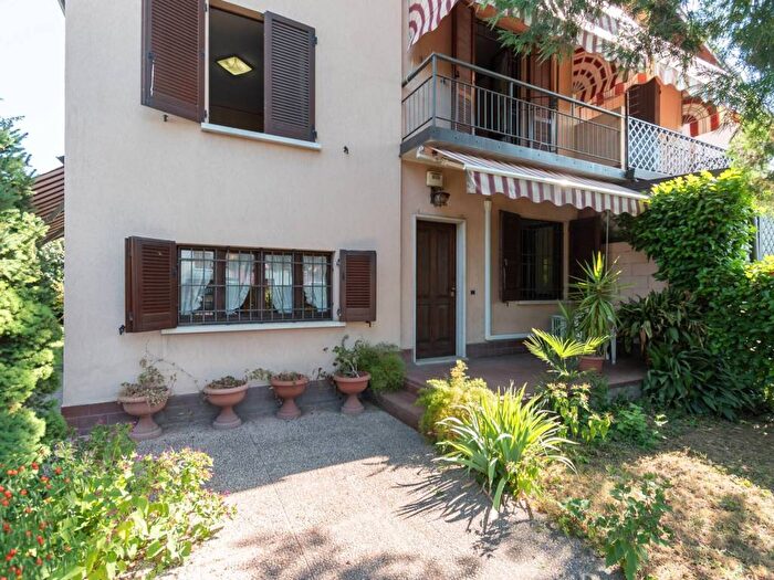 Casa quadrilocale in vendita in Villaggio Sereno, Brescia