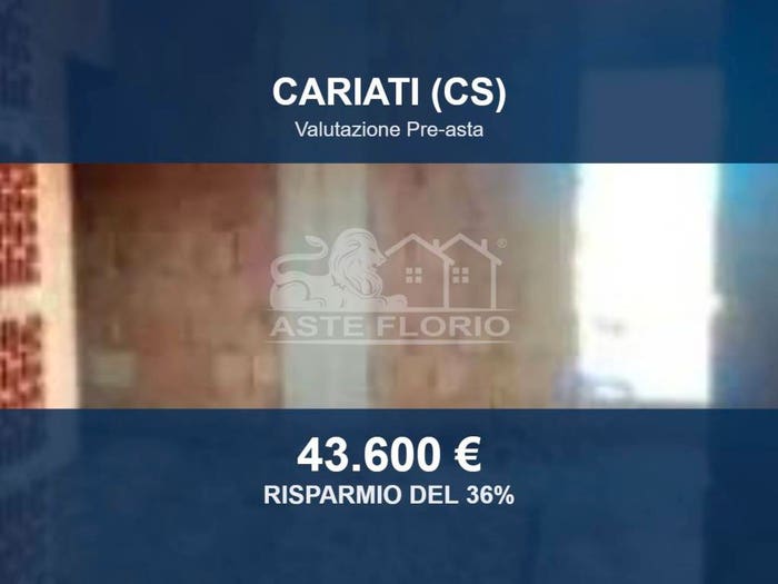 Appartamento con 5 locali in vendita in Contrada Magarello snc, Cariati
