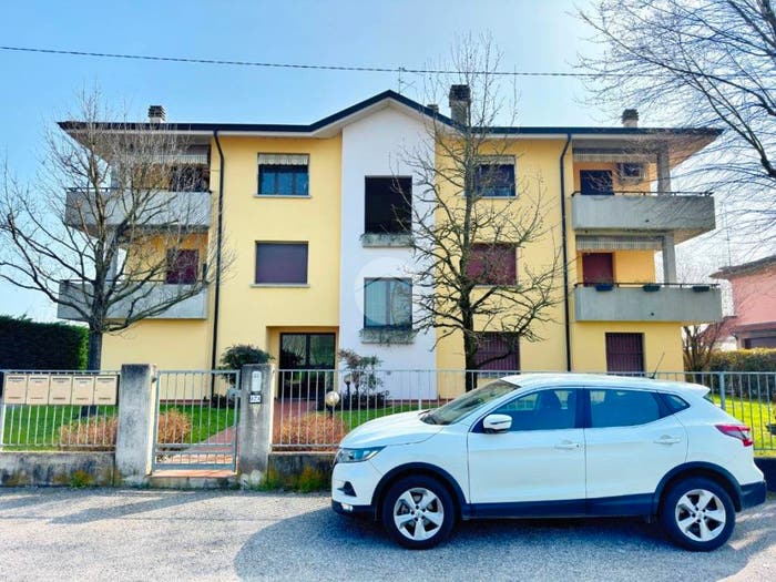 Appartamento trilocale in vendita in Via Imperiale Superiore, Lentigione Sorbolo A Mane, Brescello