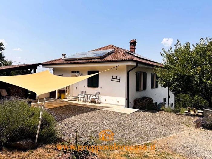 Casa con 5 locali in vendita in Piazza Giacomo Matteotti, Centro, Acqui Terme