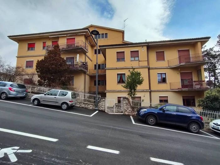 Appartamento quadrilocale in vendita in Santa Barbara San Sisto, L'Aquila