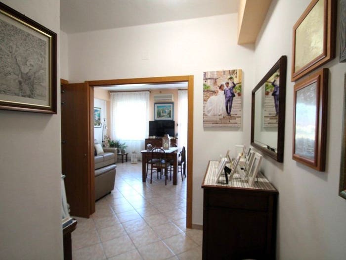 Appartamento trilocale in vendita in Viale Giuseppe Mazzini, Centro, Montemarciano