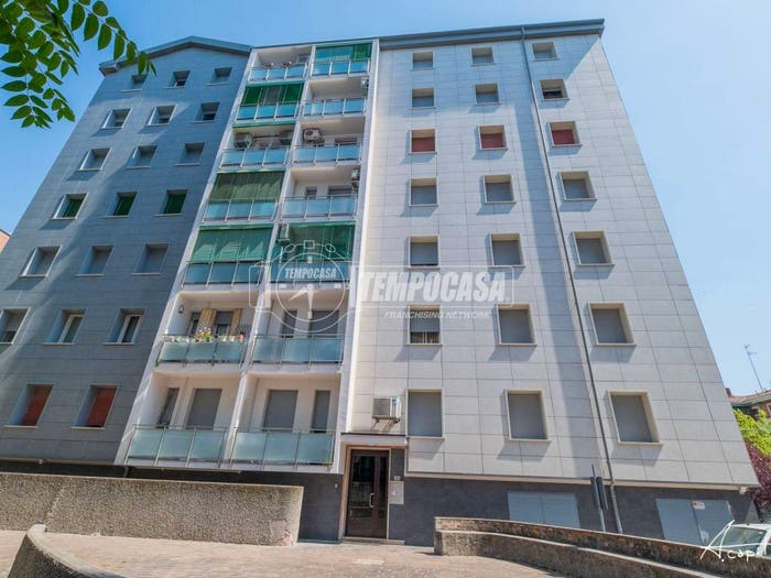 Appartamento quadrilocale in vendita in Via PERGOLESI, Musicisti, Modena