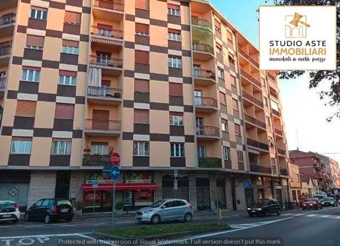 Appartamento trilocale in vendita in Corso Don Giovanni Minzoni, Santa Caterina, Asti